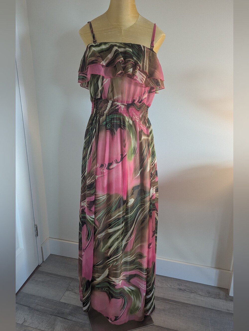 Suko Pink & Green Abstract Floral Chiffon Ruffle Maxi Dress – Size S